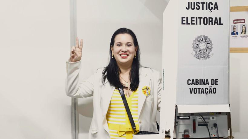 Christiane Leitão é eleita presidente da OAB-CE; a primeira mulher a ocupar o cargo em 91 anos