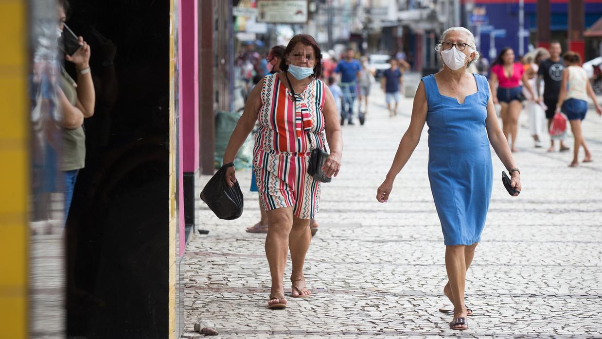 Ceará tem mais de 5 mil casos confirmados de Covid em duas semanas; veja cidades com maior incidência