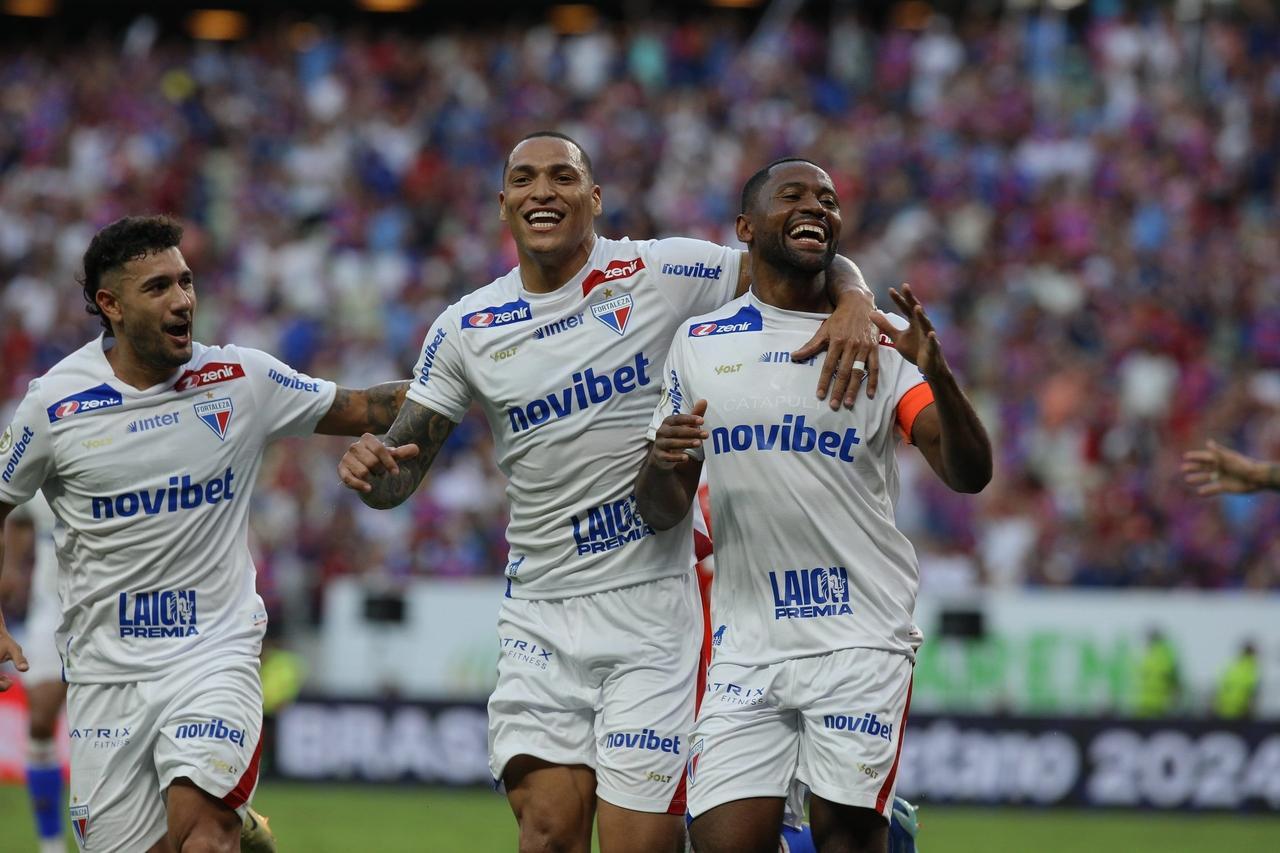 Fortaleza goleia Inter por 3 a 0 no Castelão e encerra Série A na 4ª colocação