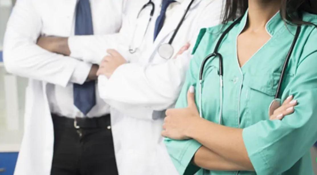 Médicos denunciam atraso salarial em pelo menos 10 municípios do Ceará; confira locais