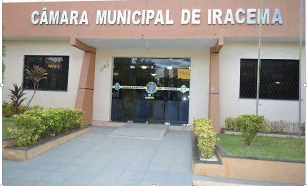 Vereador e presidente da Câmara de Iracema grava vídeo em que netas aparecem com a boca nos mamilos dele; polícia investiga