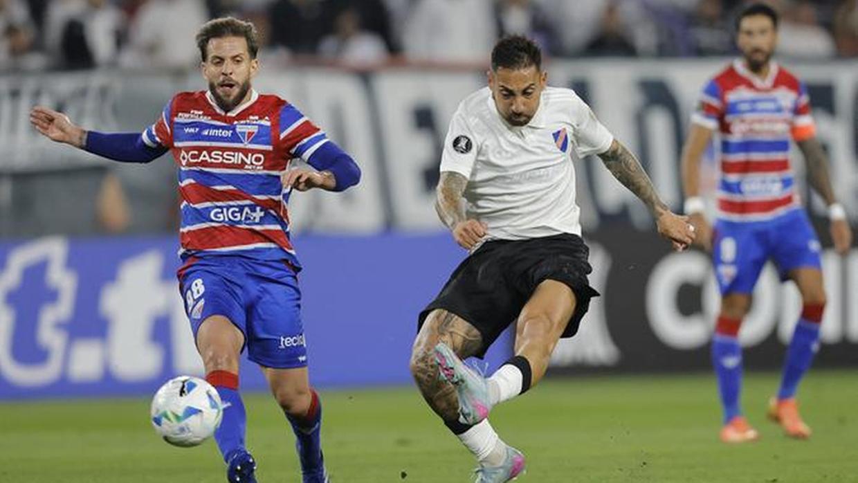 Conmebol determina vitória do Fortaleza por 3x0 diante do Colo Colo em jogo de Santiago