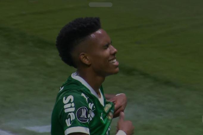 Estêvão se despende da Libertadores em noite mágica com goleada do Palmeiras e melhor campanha da competição