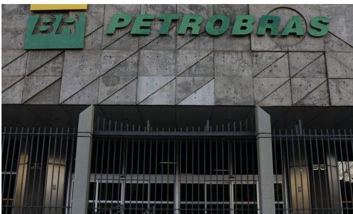 Petrobras reduz preço do diesel para distribuidoras