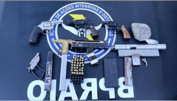 PMCE prende suspeito e apreende cinco armas, munições e maconha em Lavras da Mangabeira