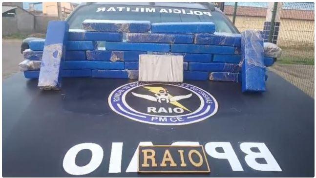 Homens são presos com 21 kg de drogas escondidas em assoalho e porta-malas de carro, em Lavras da Mangabeira, no CE