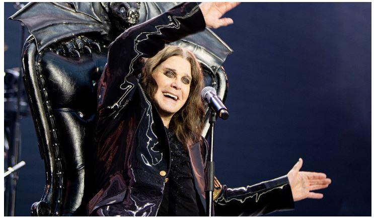 Ozzy Osbourne se despede dos palcos em último show do Black Sabbath
