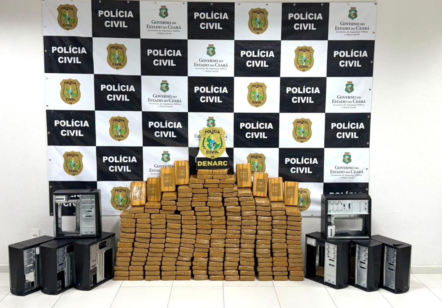 Polícia Civil do Ceará apreende quase 230 kg de drogas