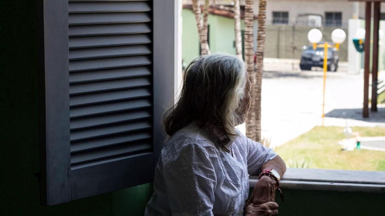 Idosos são 41% da população que mora sozinha no Ceará, mostra IBGE