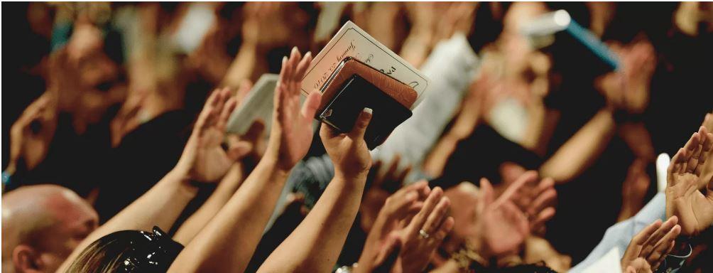 Oração em evento católico em Juazeiro do Norte, compara homossexualidade e lesbianidade a doenças