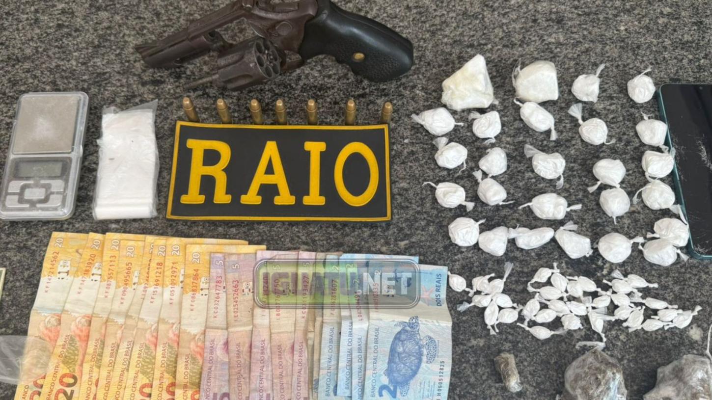 RAIO apreende drogas, arma de fogo e um homem,em Iguatu