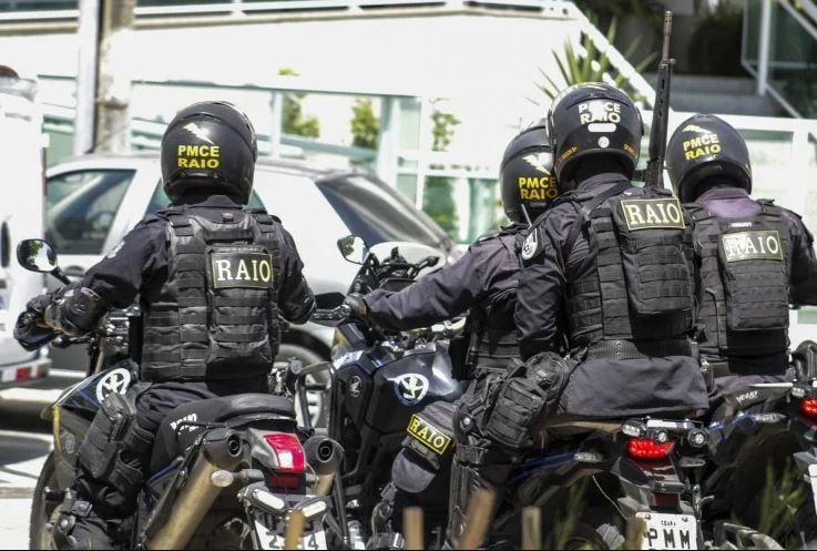 Homem com mandado de prisão em aberto é capturado pelo RAIO em Iguatu