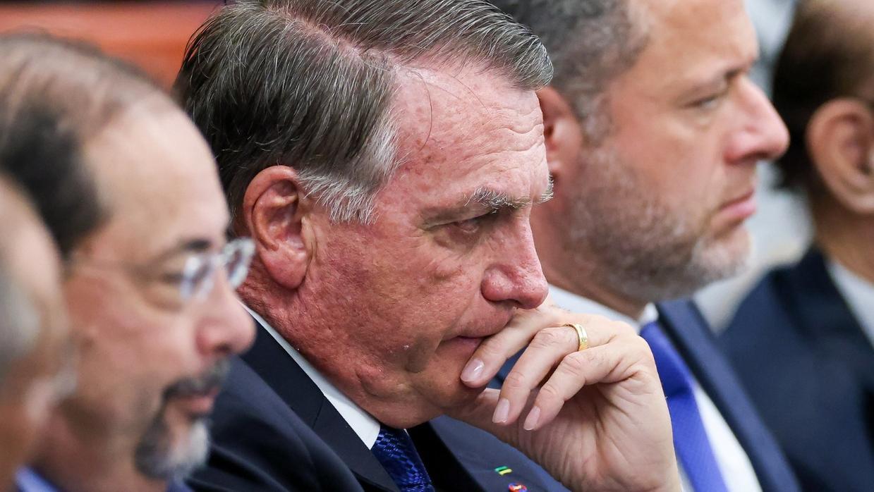 Julgamento de Bolsonaro no STF será retomado nesta terça (9); entenda processo