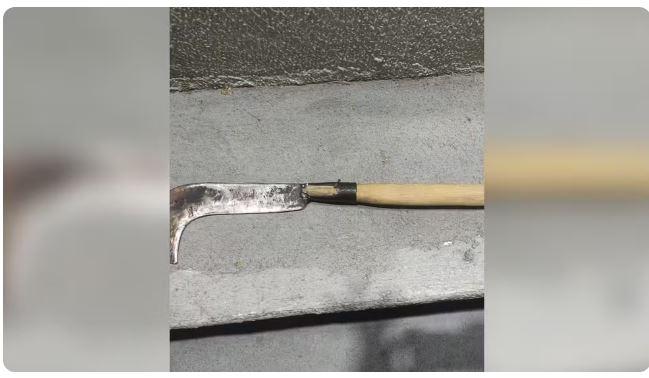 Homem é preso após tentar matar companheira com golpes de foice em Parambu no interior do Ceará