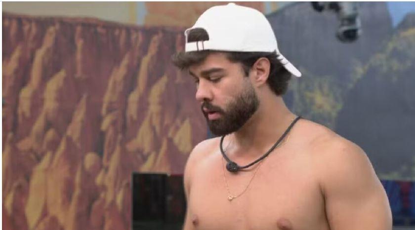 Paulo Augusto é expulso do BBB 26 após causar queda de Jonas