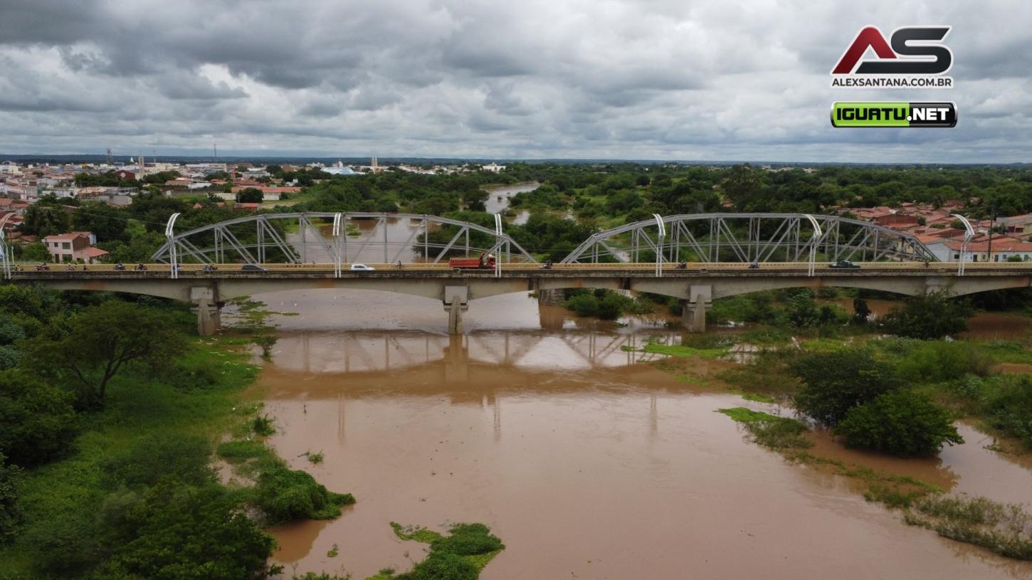 Orós se aproxima da sangria e falta apenas 52 centímetros para atingir capacidade máxima