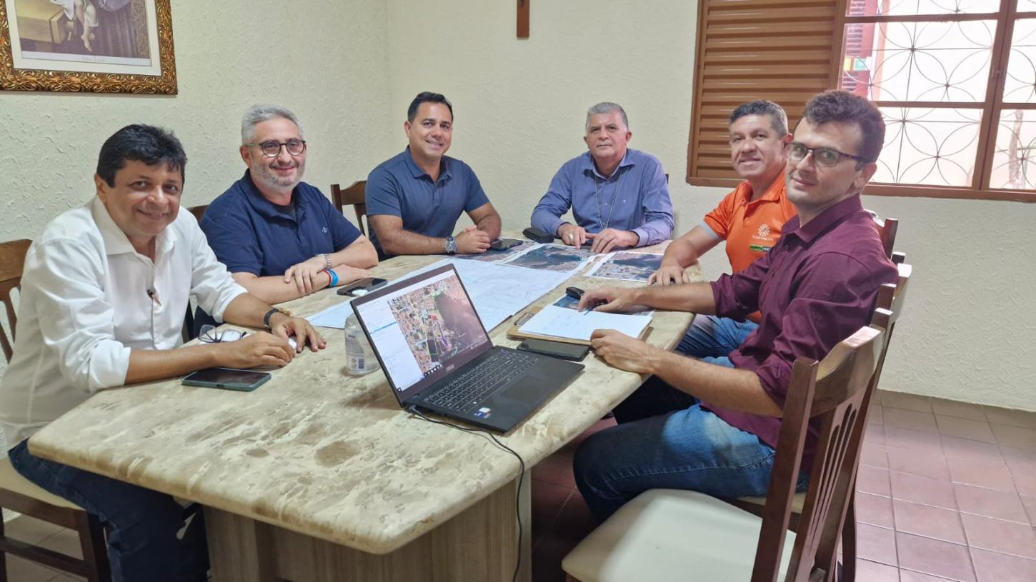 Reunião marca novo avanço para construção do Complexo Religioso de Senhora Sant'Ana em Iguatu
