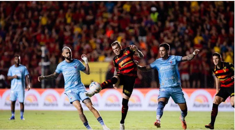 Fortaleza bate o Sport na Ilha do Retiro e garante vaga na final da Copa do Nordeste