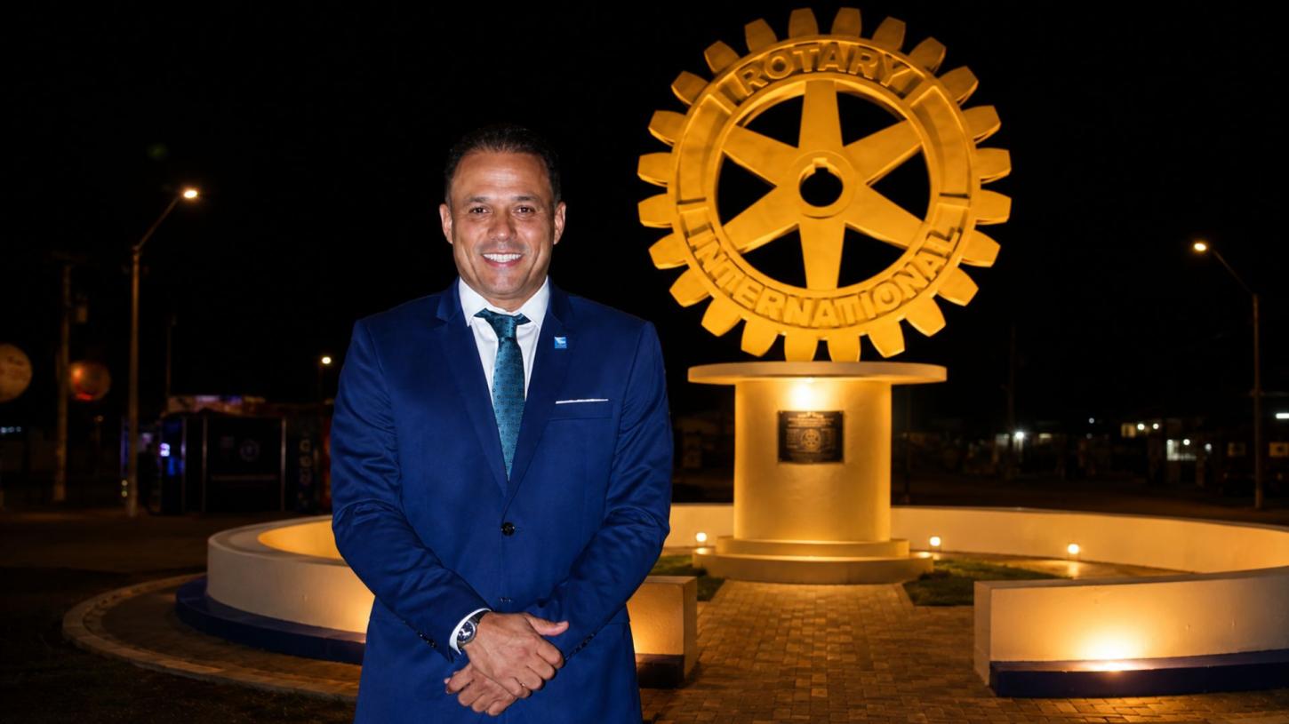 Kaoma Pereira é reeleito presidente do Rotary Club de Iguatu para o ano rotário 2026/2027