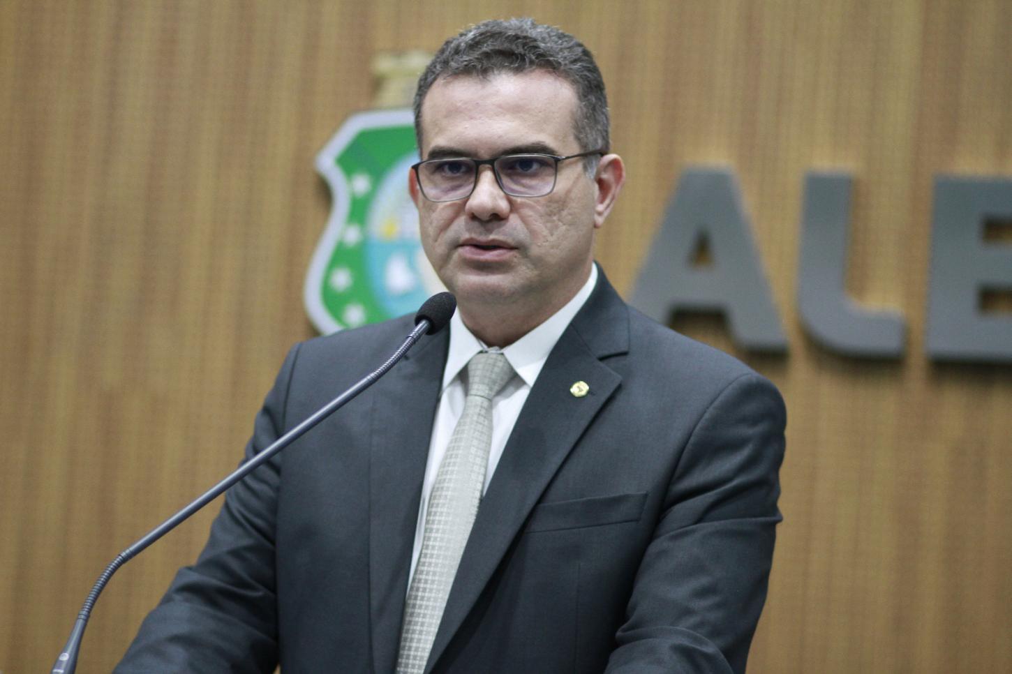 Justiça desmonta publicações contra Deputado Simão Pedro e manda retirar conteúdo das redes