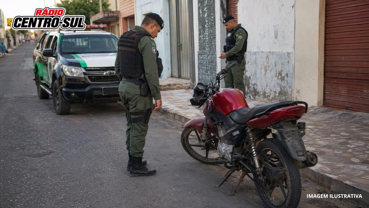 Motocicleta com queixa de roubo é encontrada abandonada em Iguatu