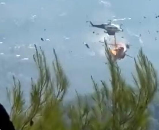 Helicópteros colidem no ar durante combate a incêndios florestais na Grécia e 2 morrem