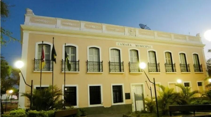 Operação em Sobral decreta prisão de parlamentares e investiga ação de grupo criminoso nas eleições